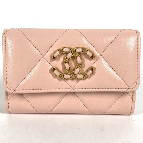 CHANEL Pink Wallet - Picture 1 of 9